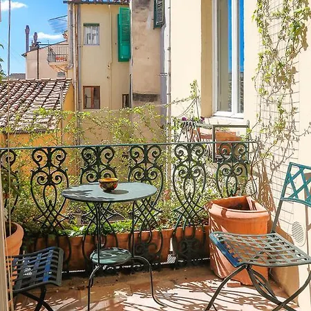 - Ghibellina Santa Croce Флоренция
